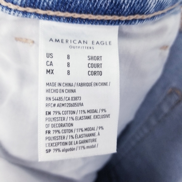 American Eagle Mom Straight Jean 8 Short #3455 - Picture 9 of 10
